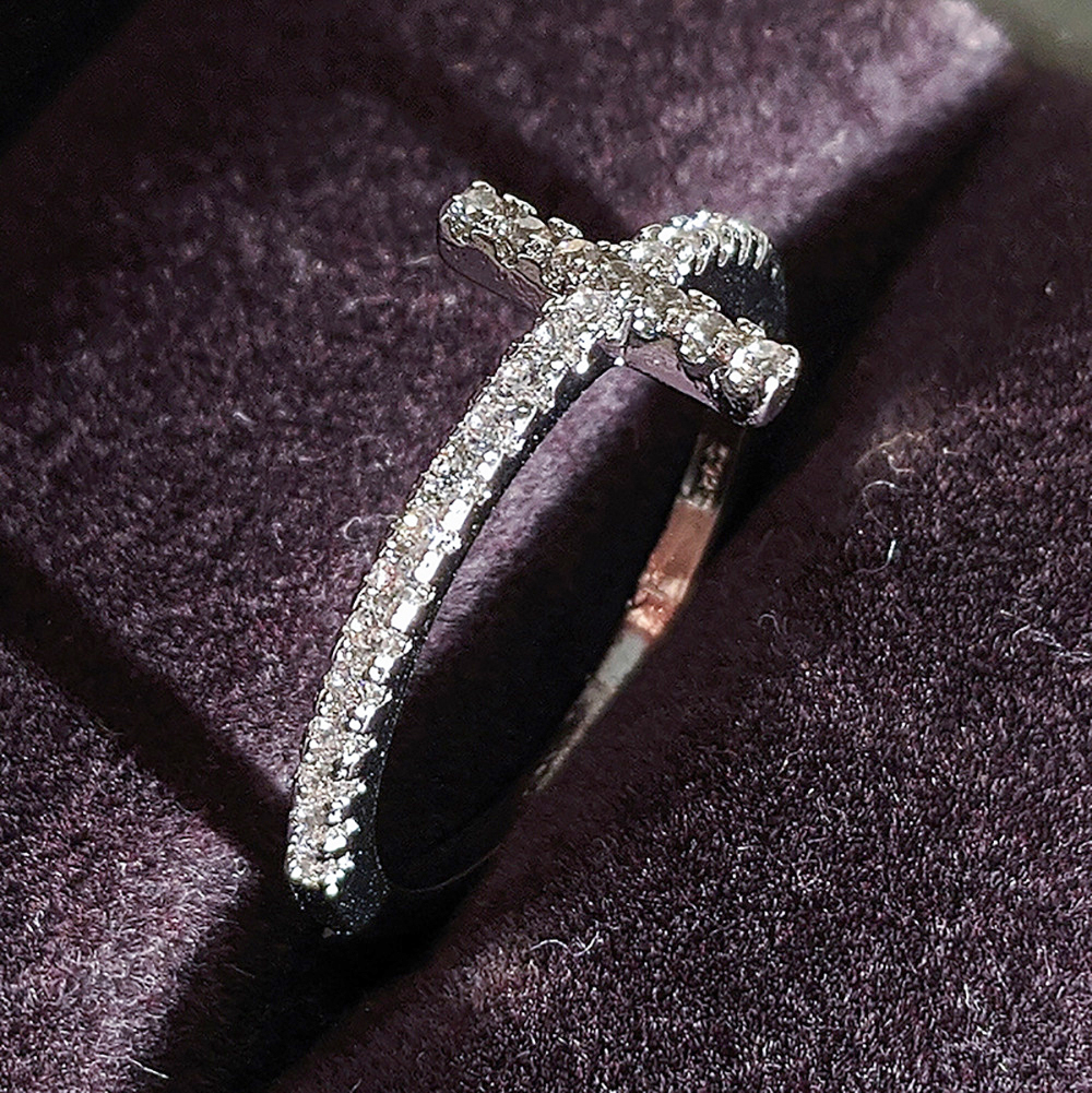 Designer Cross Diamond Ring Small Zircon Inlay Crystal Wedding Luxury Design Rings Woman Copper Jewelry Accessories Ring