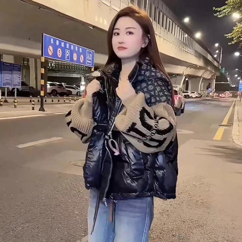 Splicing Hooded Down Fall And Winter Fashion Trend Knitted Long-Sleeved Loose Padded Warm Womens Jacket 240717