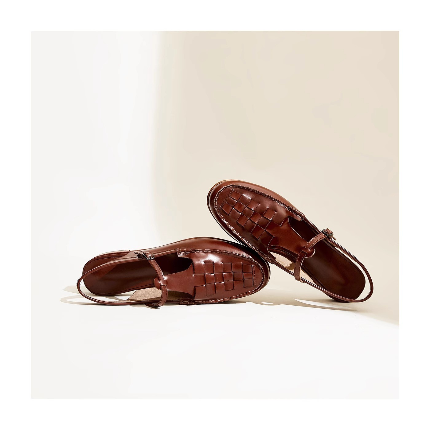 Handmade Woven Baotou Sandals: Soft Leather, Low-heeled, Breathable Fisherman Shoes for Women