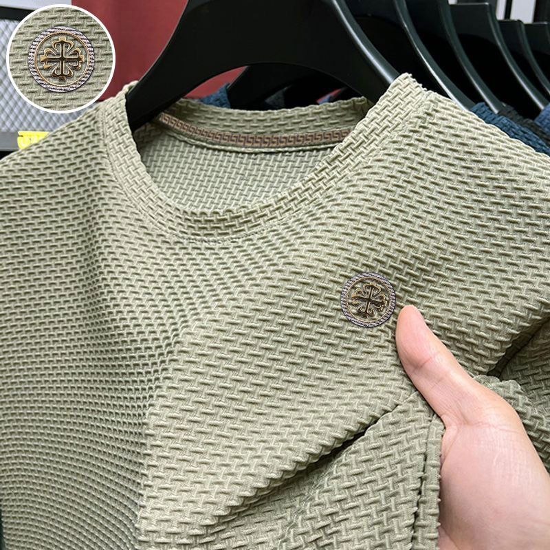 Quick drying short sleeved men's ice silk 2024 summer new trend versatile round neck breathable casual T-shirt