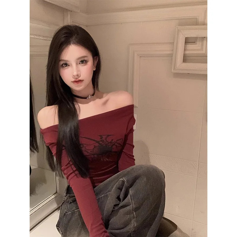 T Shirt Women Long Sleeve Off Shoulder Y2k Vintage Tops Streetwear Korean Style Crop Tops Autumn 240716