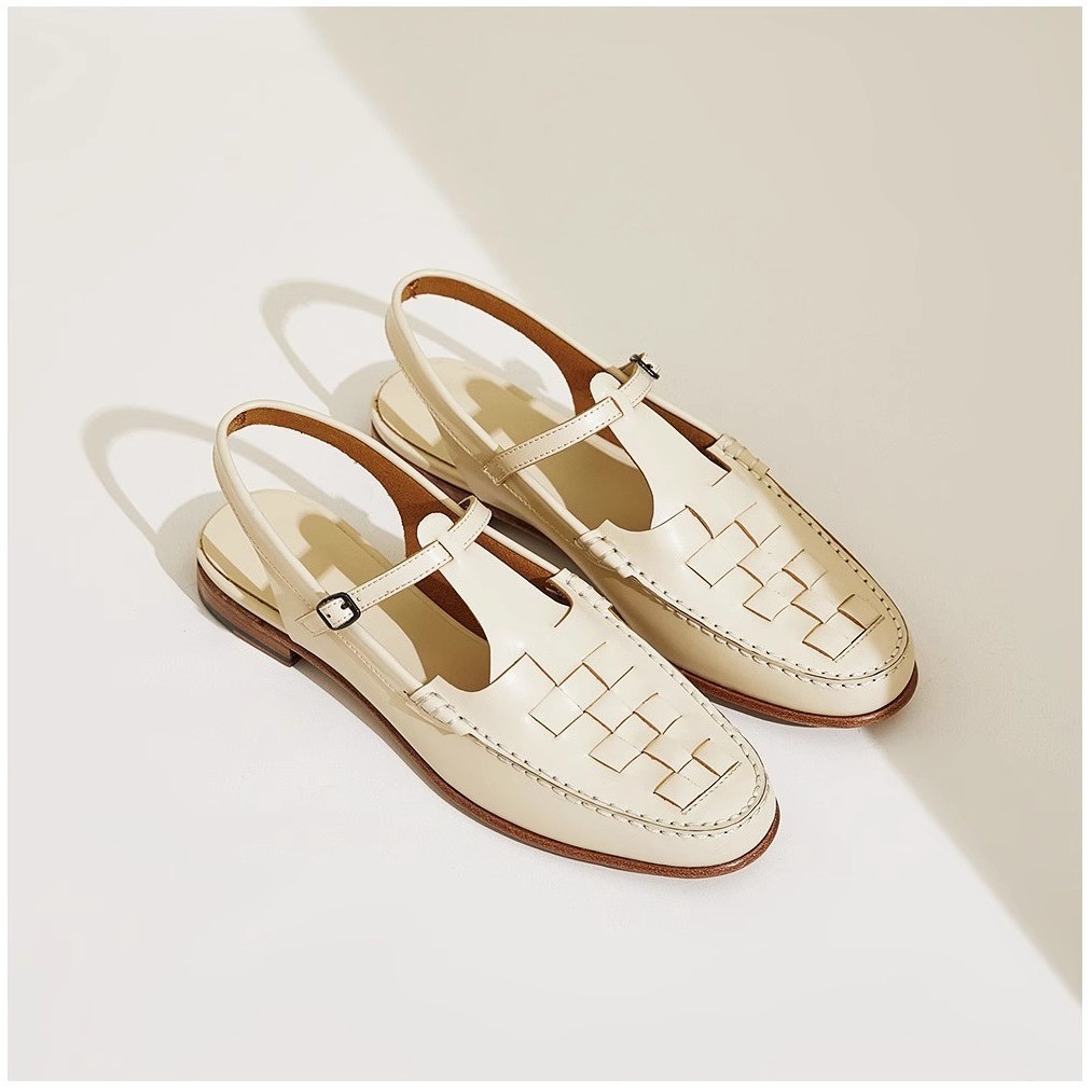 Handmade Woven Baotou Sandals: Soft Leather, Low-heeled, Breathable Fisherman Shoes for Women