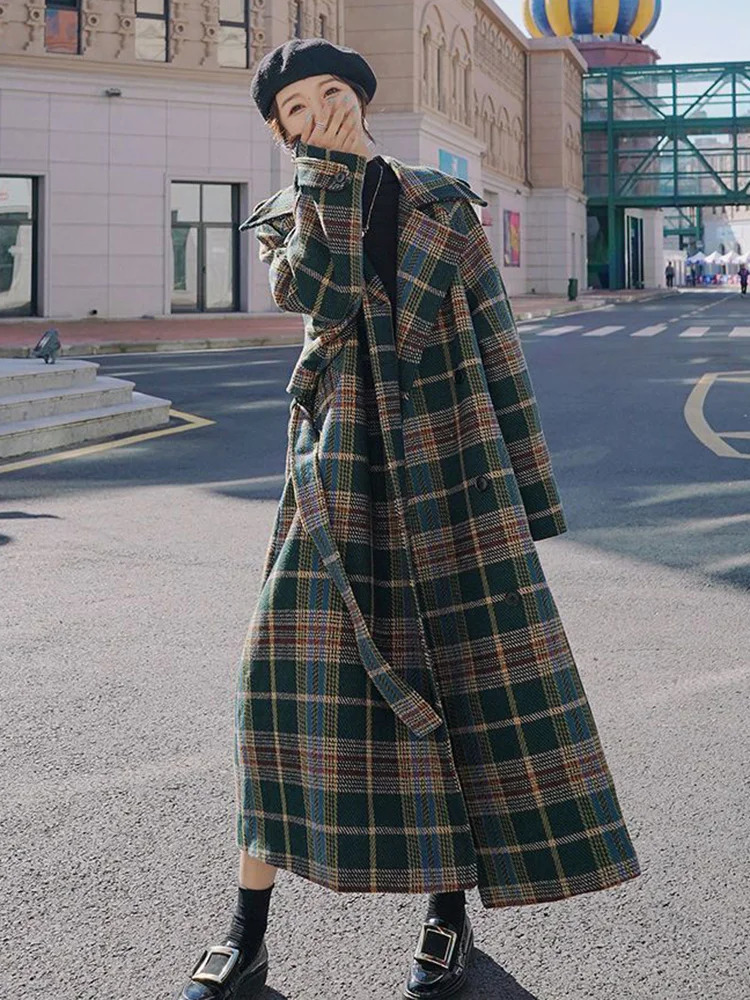 Mid Length Warm Wool Blend Plaid Coat Women Thick Streetwear Double Breasted Overcoat Winter Chic Woolen Korean Jackets 240715