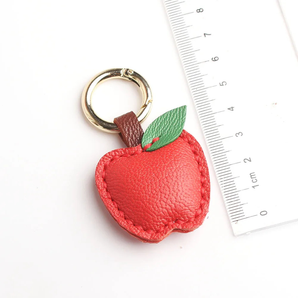 Cute Handmade Genuine Real Leather Apple Heart Star Fruit Car Keychain Animal Key Chain Women Bag Pendant Accessories 240713