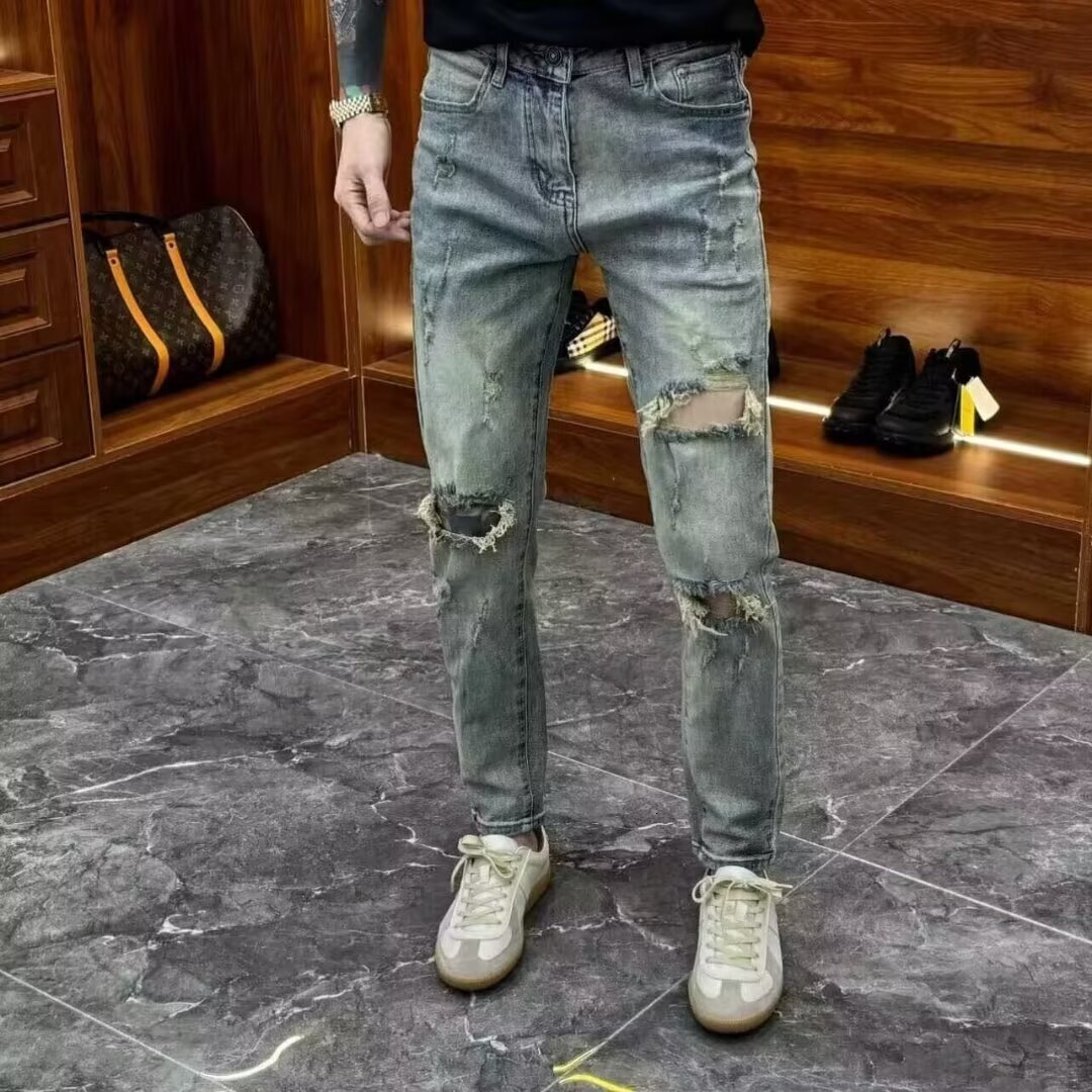 Designed ripped jeans men slim fit small feet for spring summer 2024, new items with scraped and stretchy distressed beggar pants