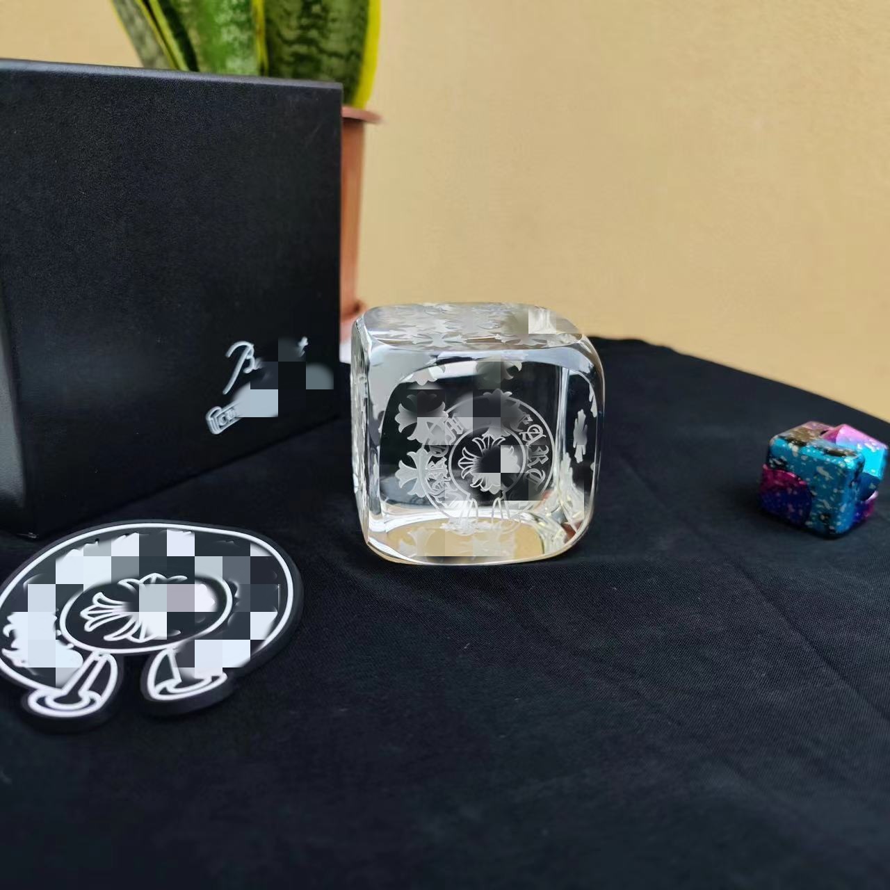 New Cross Decorative Objects Carved Crystal Dice Trend Art Tabletop Decoration Creative Glass