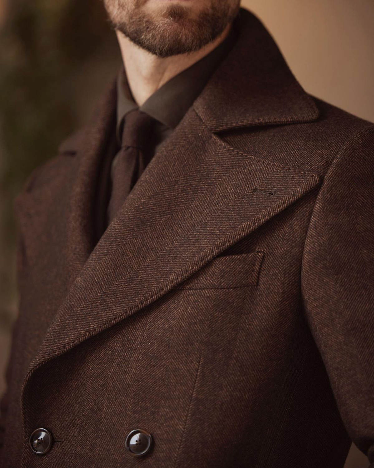 Formal Brown Men Suits Thick Wool Custom Made Double Breasted Tuxedos Peaked Lapel Blazer Back Vent Business High Quality Popular Cheap Price Long Coa