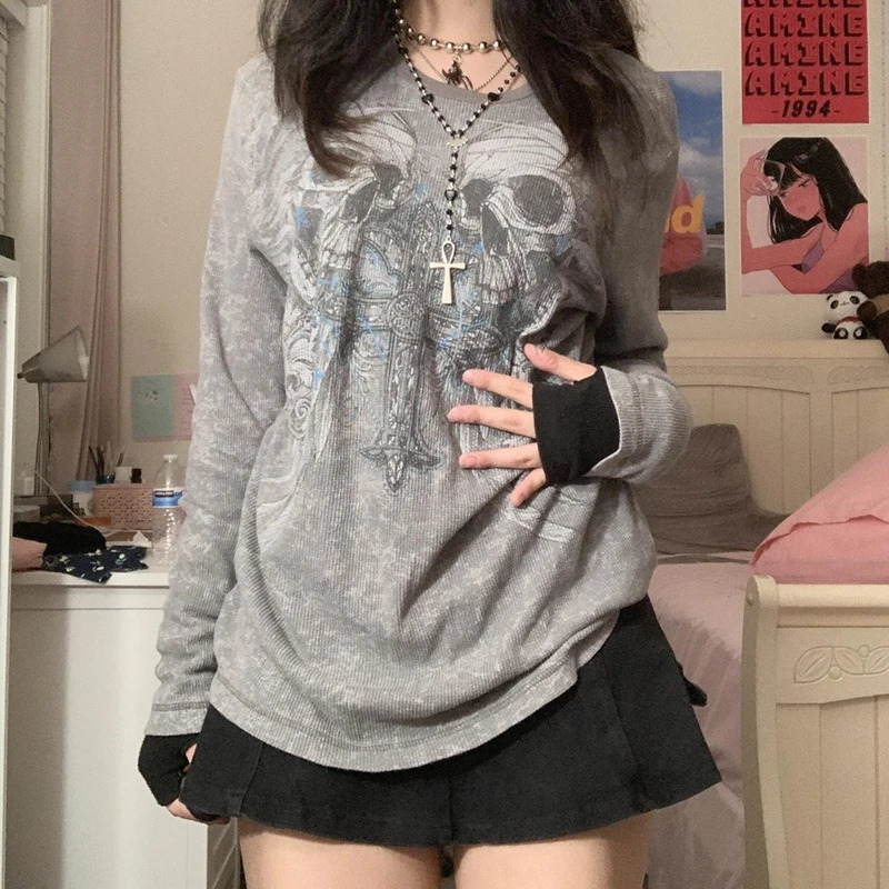 2000s Aesthetic Retro T Shirt E Girl Gothic Skulls Cross Graphic Grunge Long Sleeve Tops Y2K Vintage Mall Goth Fairycore Clothes 240716
