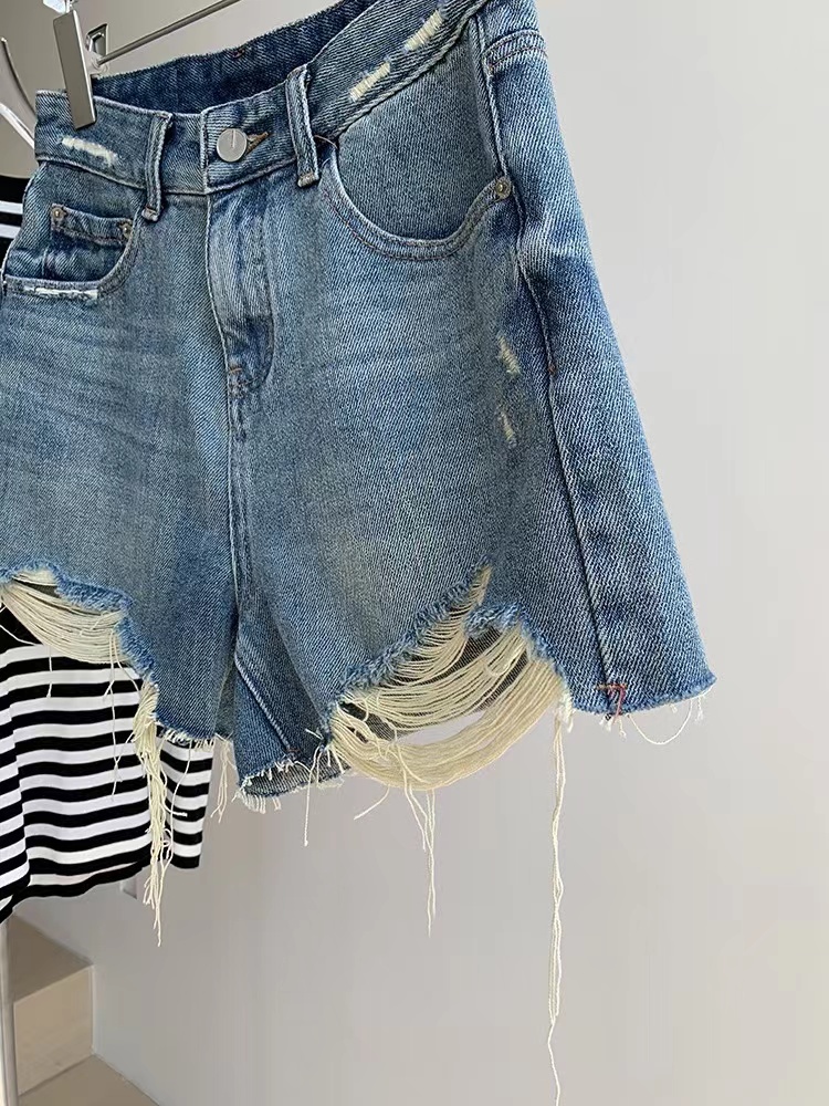 Canadian label light blue pure cotton high waisted washed with frayed edges, wide legs, A-line jeans, shorts, women's summer