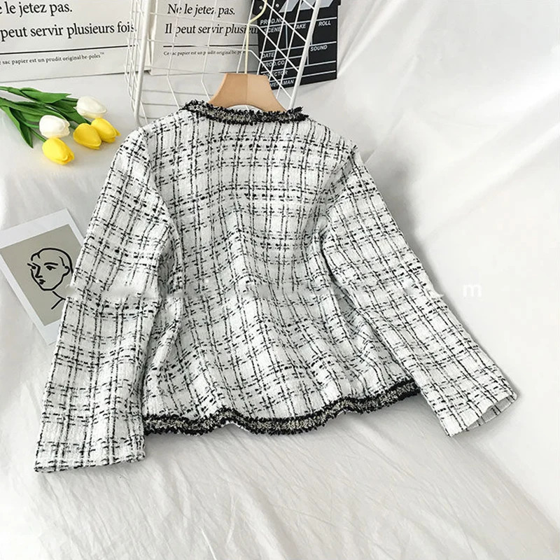Vintage Tweed Plaid Cropped Jacket Women Spring Autumn Elegant Slim Long Sleeve Cardigan Coats Street Korean Fringe Outerwear 240712