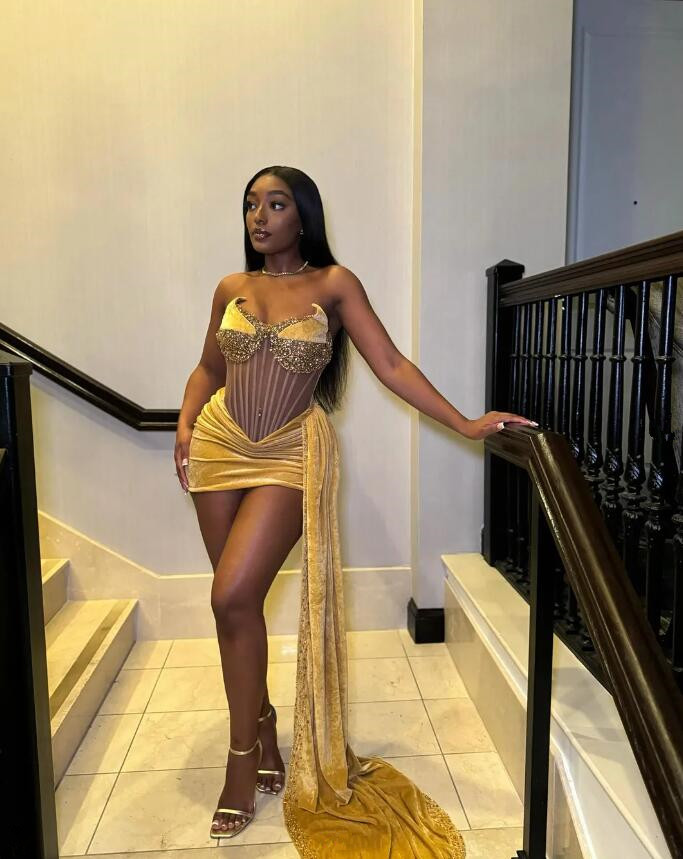 Golden Diamond Corset Mini Cocktail Evening Dresses with Side Train Sparkly Crystal Velvet Birthday Homecoming Gown Black girl prom