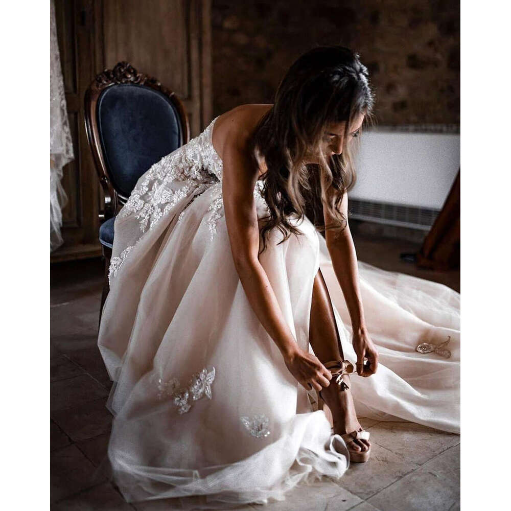 Sheer Lace 3D Flowers Appliques Wedding Dresses For Women Sweetheart Split Tulle Beach Bridal Gown With Crystal Vestido De Novia
