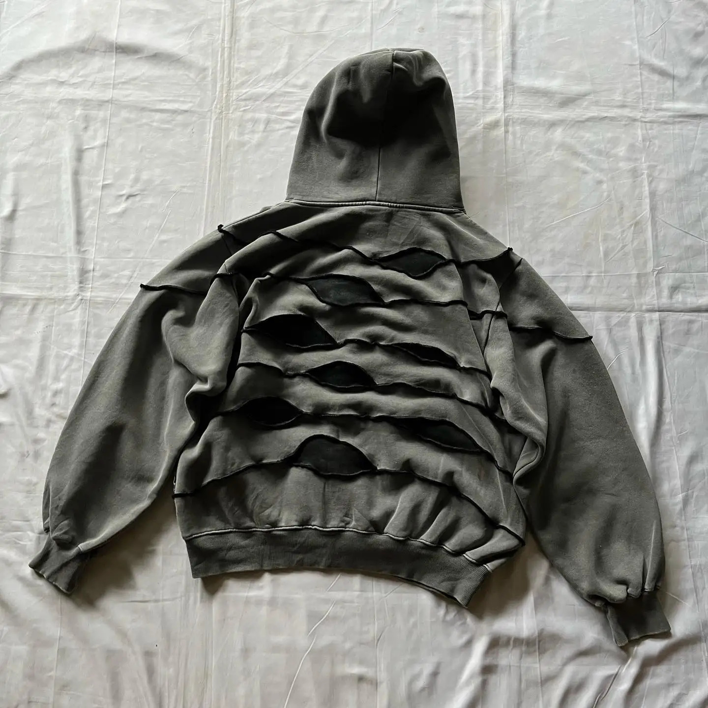 Y2K Hoodie Hip Hop Gothic Retro Eye Patchwork Gray Loose Pullover for Men and Women Fashion Harajuku Streetwear Casual Tops