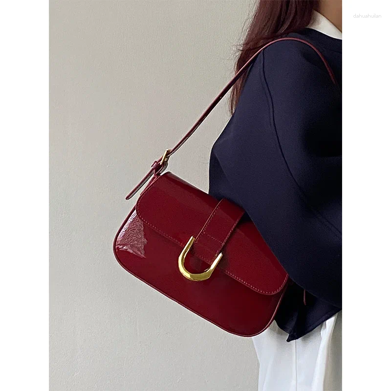 Free Shipping Shoulder Bags PU Leather Women's Bag Fashion Vintage Bury Glossy Premium Street Trend Underarm Handbag Crossbody Designer Bag Luxur