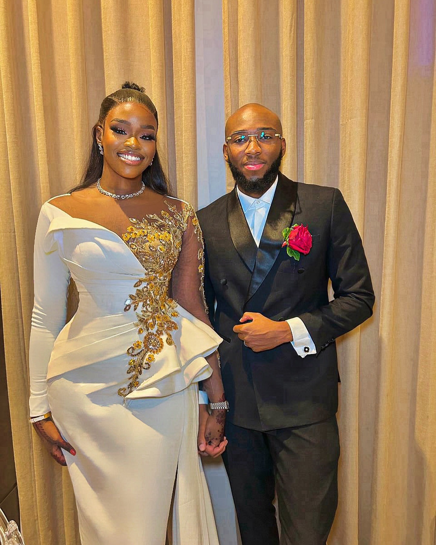 2024 Plus Size Ivory Sheath Prom Dress Satin Promdress Lace Crystals Evening Formal Party Second Reception Birthday Engagement Gowns Dresses Robe De S