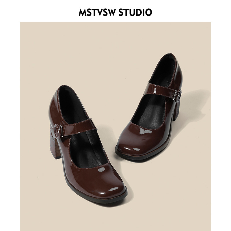 2025 NEW Jane Mary Retro British Style Hepburn Black High One Word Buckle Thick Heel Square Head Single Shoes Women d