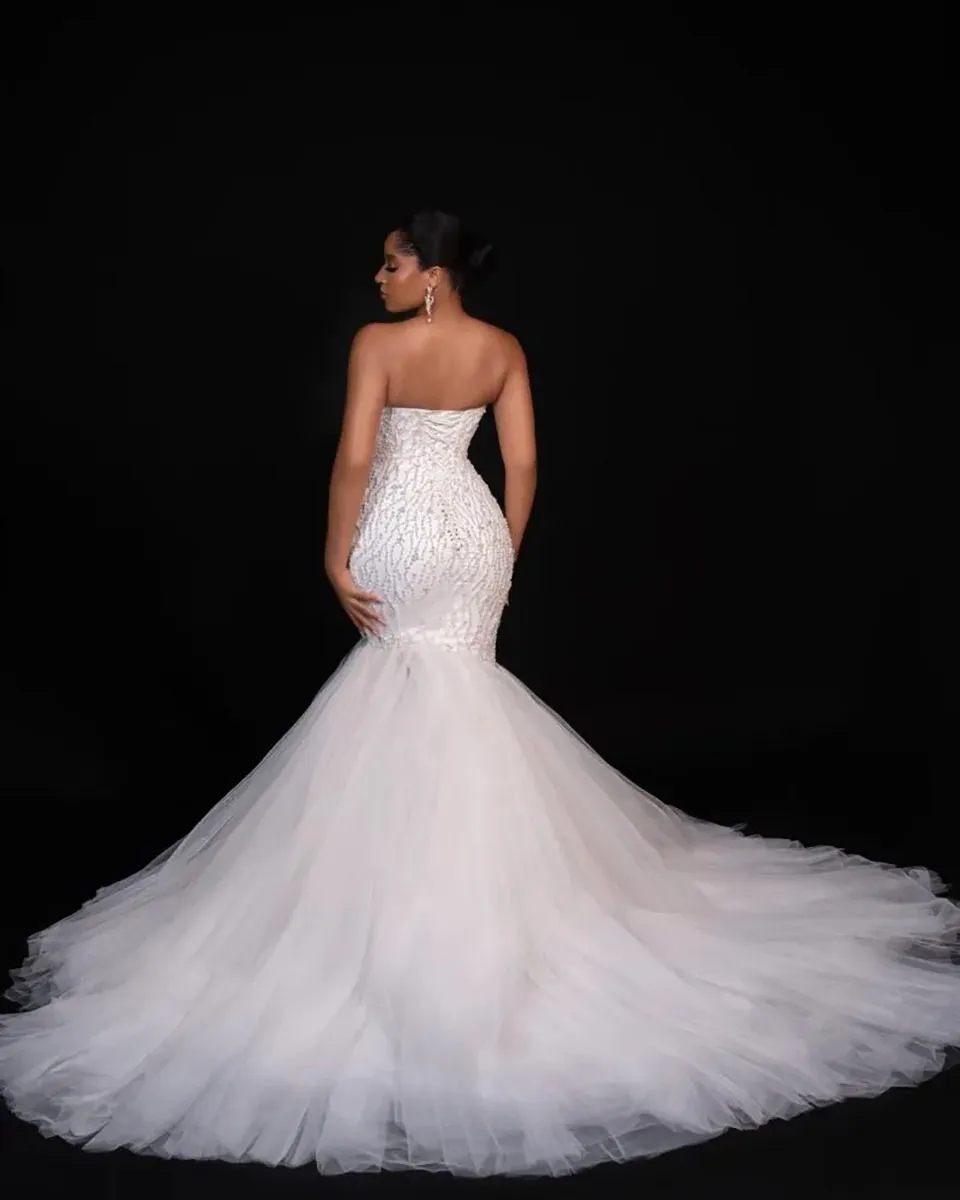 Pearls Beaded Mermaid Wedding Dresses Sweetheart Neck Sleeveless Long Tulle Bridal Gowns Lace-Up Back Chic Bride Formal Robe De Mariee