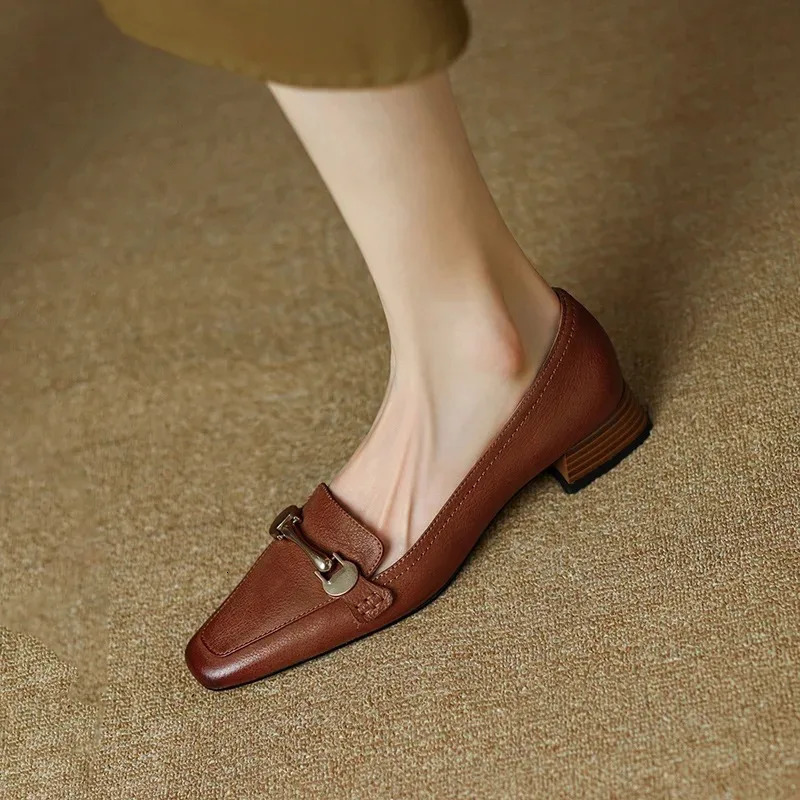 True Soft Leather Single Shoes Women Spring Square Head Middle Heel Thick 240718