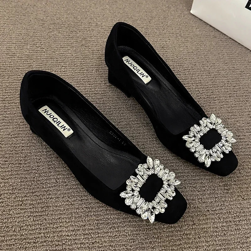 Bride Wedding Silk Pointed Pumps Versatile Rhinestone Square Buckle Shallow Mouth Single Shoes Womens Thick Low Heels 240718