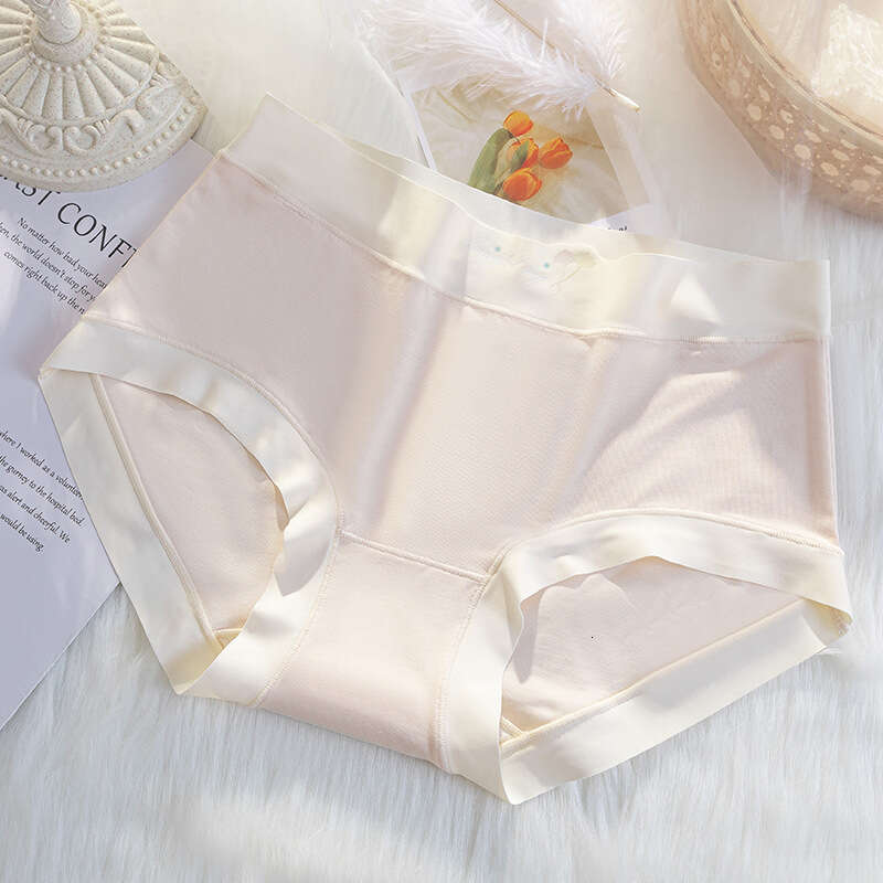 Skin Friendly, Naked, Breathable Girl's Underwear, Comfortable, Antibacterial, Mulberry Silk Crotch, Elegant, Light Luxury, Fairy's Seamless