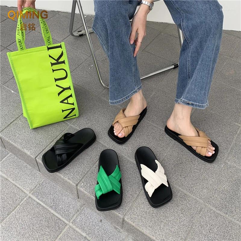 Slippers Ladies Home Women Slides Summer Cross Woven Sandals Square Head Fashion Outer Beach Shoes Woman Flip ps Indoor