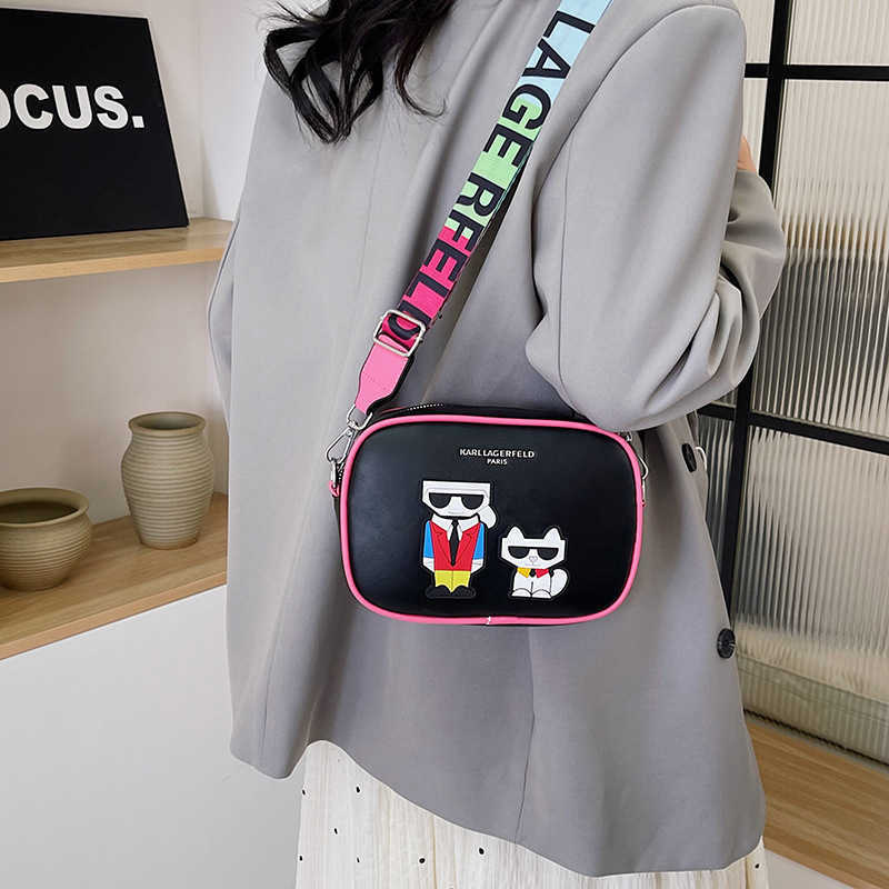 NOUVEAU SAG SALLE SAUVERS GRAFFITI GRAFFITI KARL Sacs de caméra Lagerfield Sacs Fashion Crossbody Femmes Bacs à main Cross Body Sacs 240719