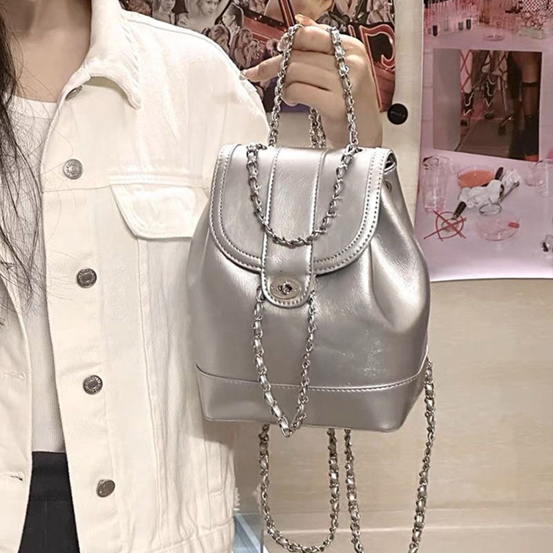 2024 New Style Sier Chain Women's Korean Edition Small Fragrance Backpack Fashionable Crowd Book Bag H7.19#27