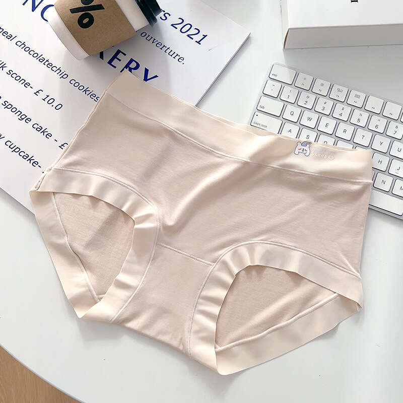 Skin Friendly, Naked, Breathable Women's 7A Antibacterial Mulberry Silk Crotch, Comfortable Waist, Seamless Underwear for Women Underwears Woman 