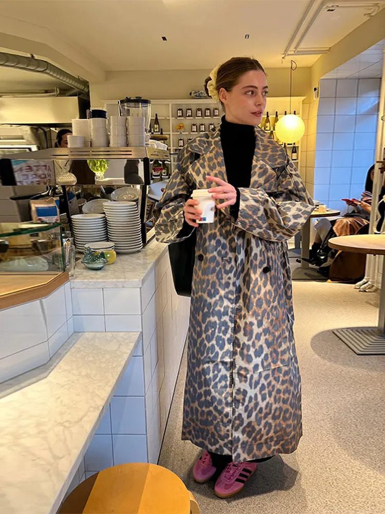 Chic Vintage Leopard Print Lapel Long Jacket Elegant Women Full Sleeves Single Breasted Coat Spring Female Street Overcoat 240712
