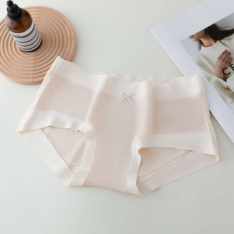 Ins Little Fragrant Style Naked Women's Mulberry Silk Crotch Cotton High Beauty Light Luxury Leave No Trace Underwear Women Calzoncillos Panties 
