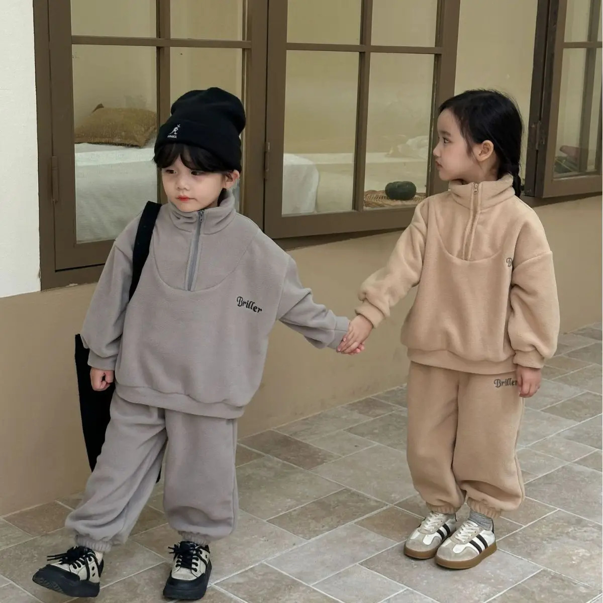 Autumn Winter Baby Kids Fleece Tracksuit Boys Girls Velvet Sweatshirt and Pants Two Piece Sets Children Sports Set 240710