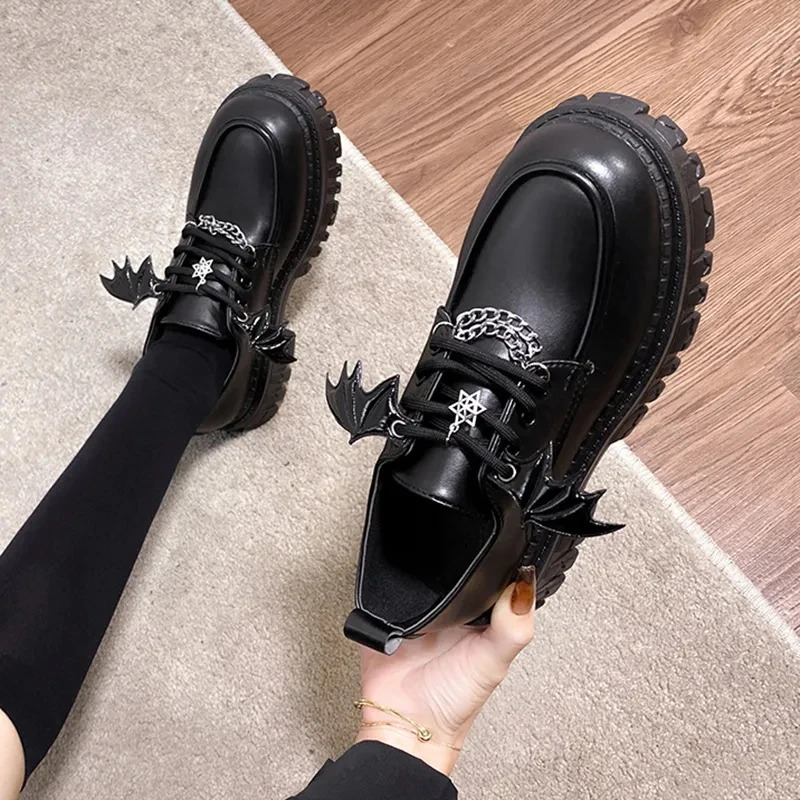 Fashion Metal Chain Mary Janes for Women Patent Leather Gothic Lolita Shoes Woman College Style Platform Jane 240718