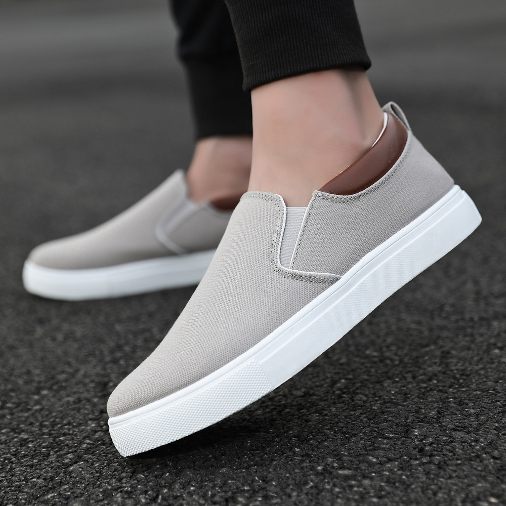 2021 New Slip-on Canvas Shoes for Men Comfortable Casual Shoes Size 47 Loafers Mens Brand Fashion Sneakers Zapatos De Hombre