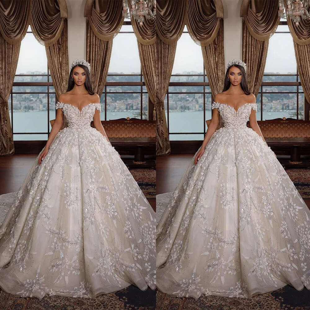 Ball Gown Wedding Dresses Sexy Off Shouler Sweetheart Applique Lace Bridal Gowns Custom Made Sweep Train Vestido De Novia 0719