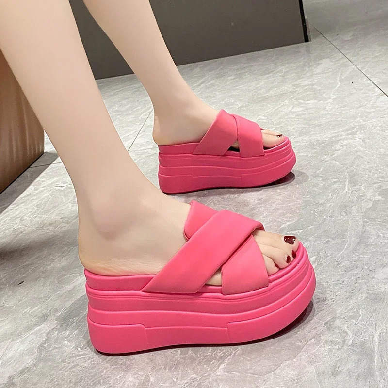 Womens high platform slider open toe leather wedge thick sandals 2024 summer thick soled womens beach flip 9CM 240719