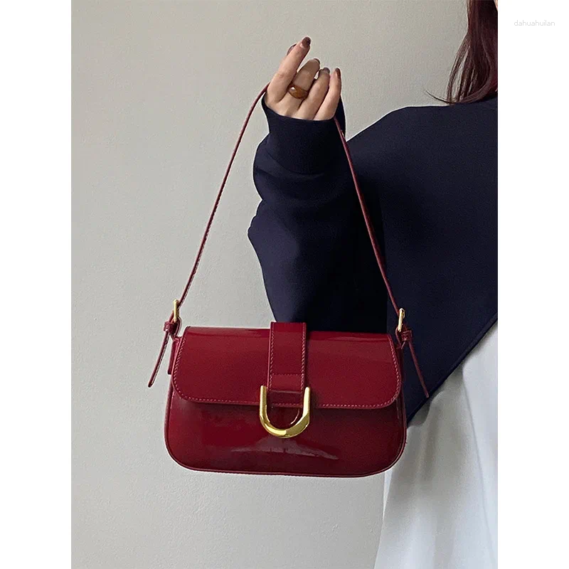 Free Shipping Shoulder Bags PU Leather Women's Bag Fashion Vintage Bury Glossy Premium Street Trend Underarm Handbag Crossbody Designer Bag Luxur