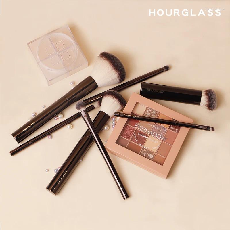 Makeup Brushes Hourglass Brush Set Include Powder Foundation Concealer Lip Blusher Bronzer Eyeshadow Eyebrow Eyeliner Highlight