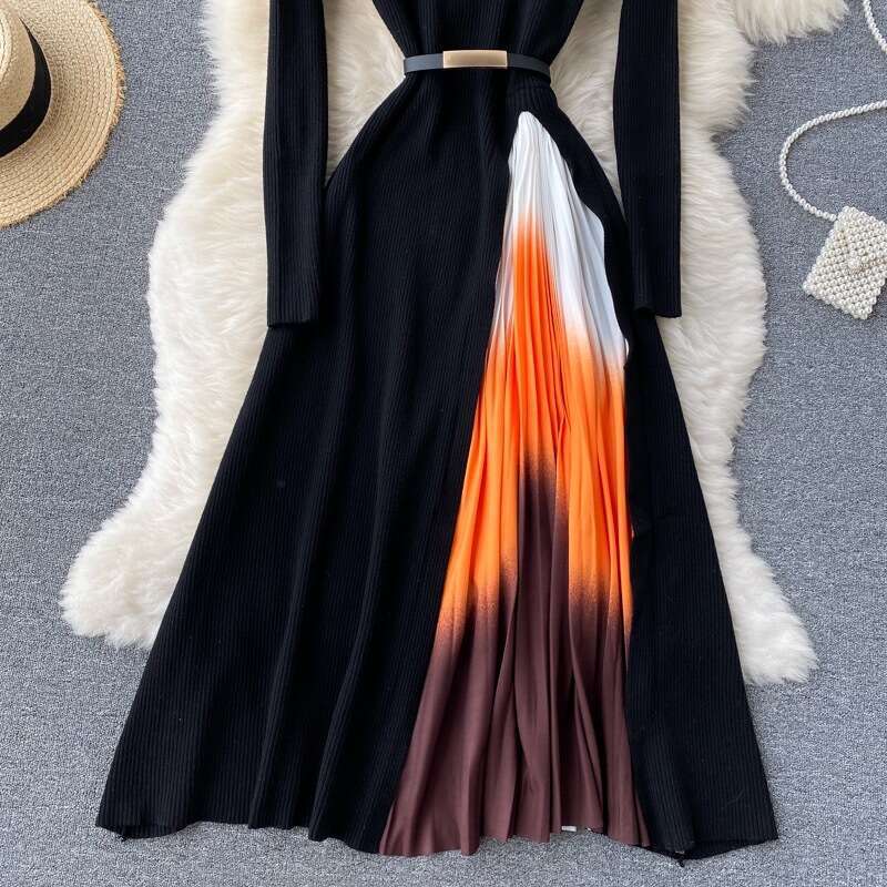 French Hepburn Style Elegant Knitted Patchwork Gradient Color Pleated Slim Fit Waist Cinching Big Swing Dress for Women in Autumn Sexy Loose Lace Dres