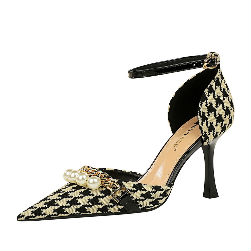 Luxury designer shoes in black and white Lacquer leather open toe straight strap sandals summer sexy high heels single shoes