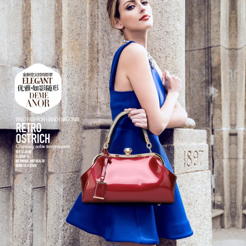 Lace leather bright face womens bag bridal wedding atmosphere diamond handle womens shoulder bag diagonal shoulder bag 240704