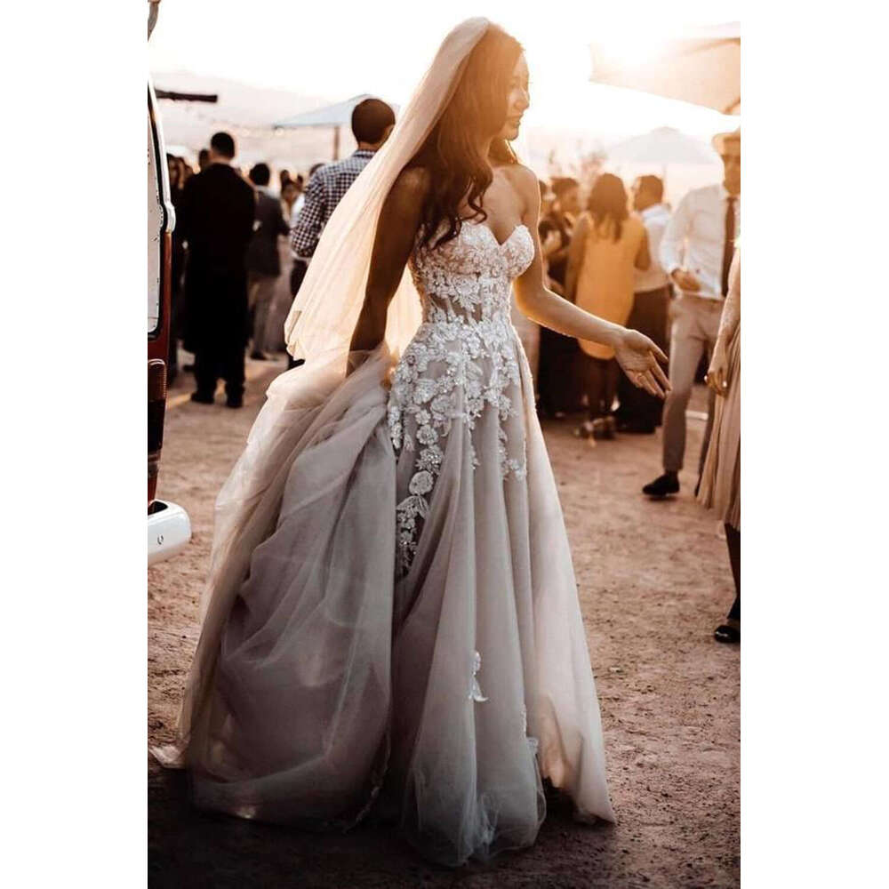 Sheer Lace 3D Flowers Appliques Wedding Dresses For Women Sweetheart Split Tulle Beach Bridal Gown With Crystal Vestido De Novia