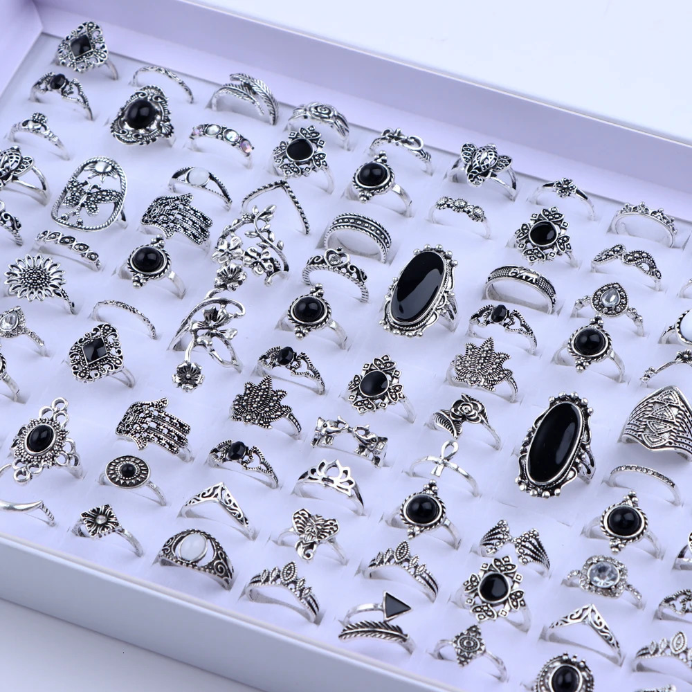 50 pieces/batch Vintage Shell Carved Leaf Finger Rings Womens Black Enamel Flower Star Moon Party Jewelry Gift Wholesale 240710