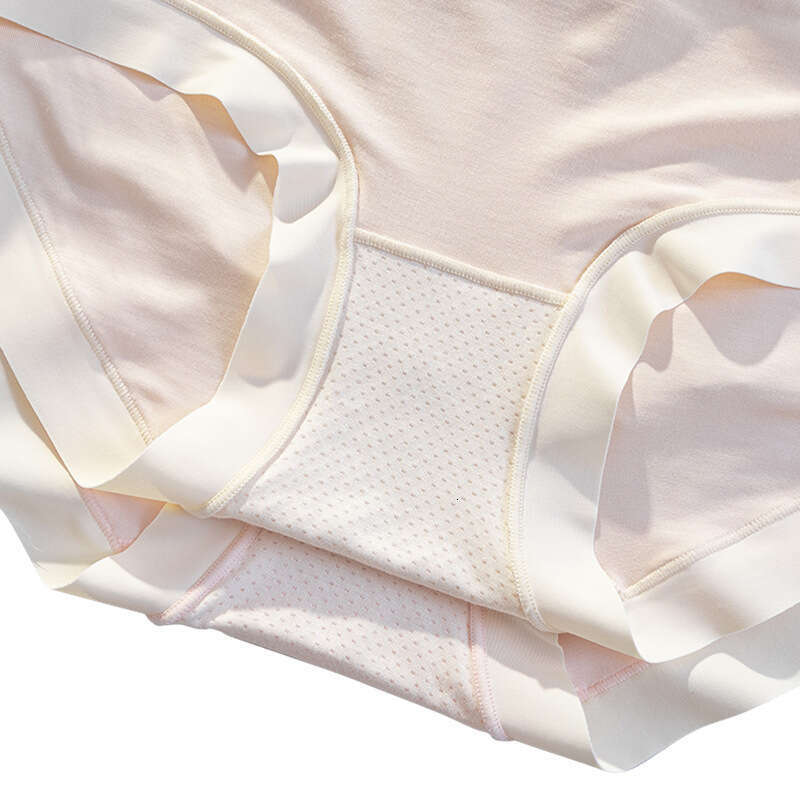 Skin Friendly, Naked, Breathable Girl's Underwear, Comfortable, Antibacterial, Mulberry Silk Crotch, Elegant, Light Luxury, Fairy's Seamless