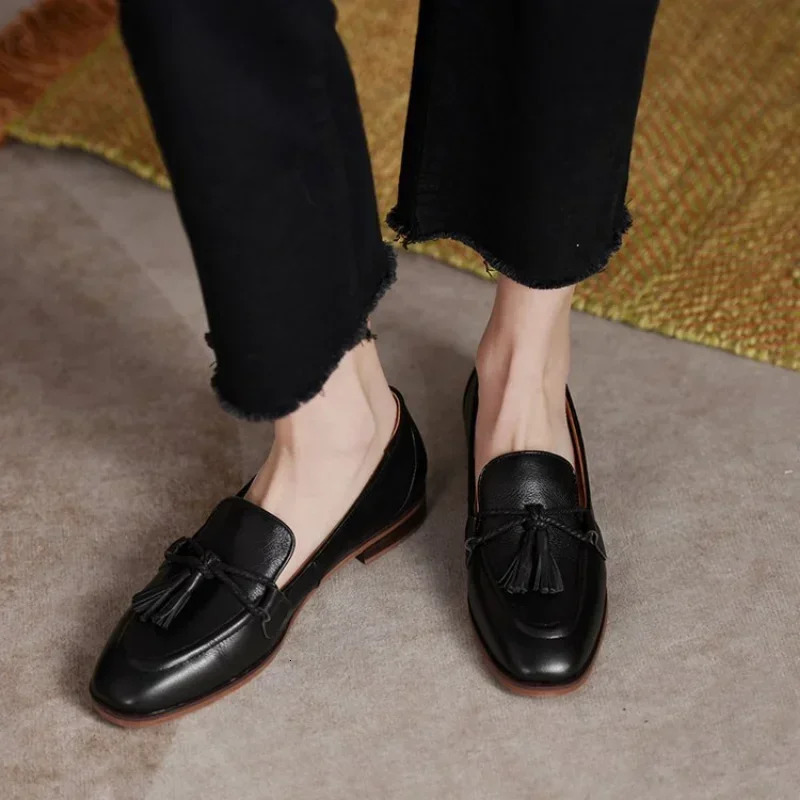 British Style Women Loafers Retro Tassels Pu Leather Shoes Low Heel Shallow Single Black Brown School Flat 240718