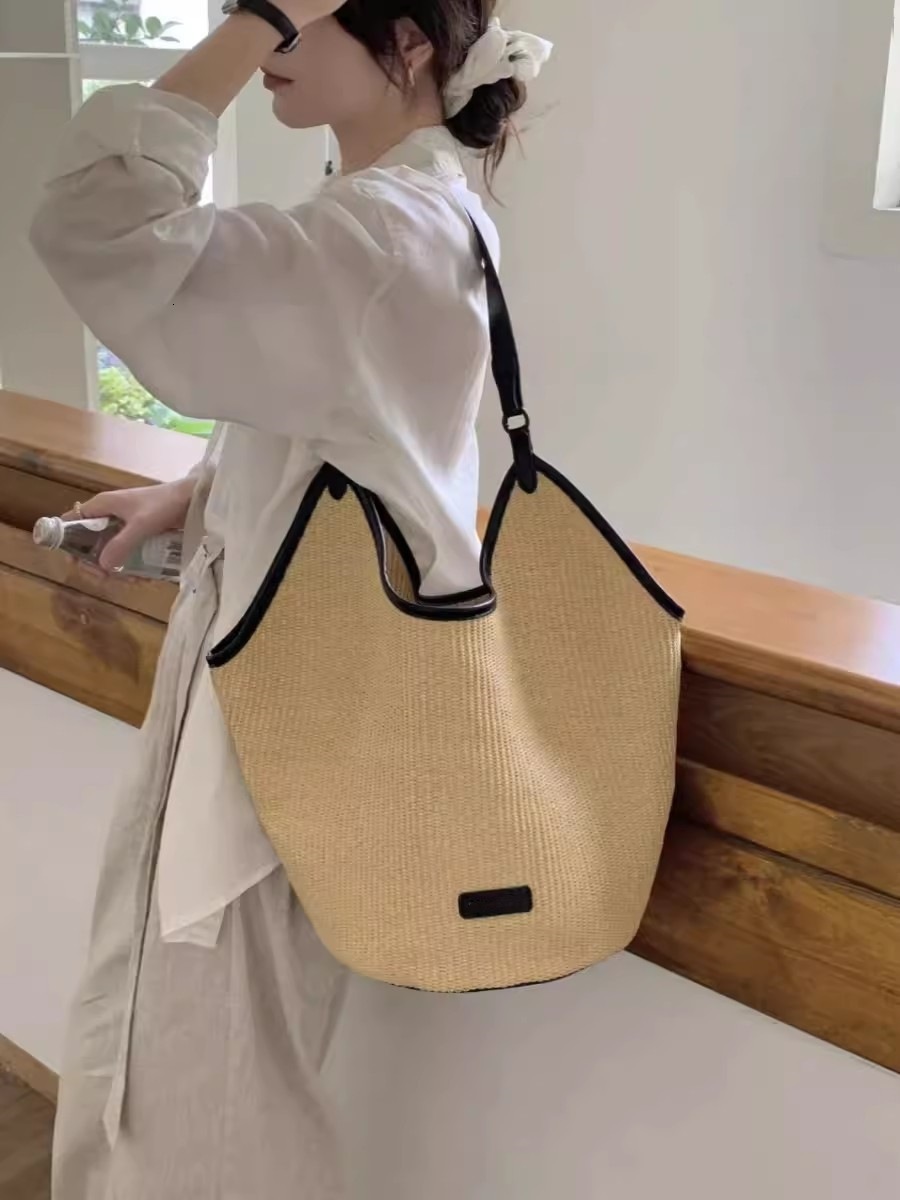 High end tote for women, European goods, travel grass woven single shoulder armpit commuting bag, vacation beach bag H7.19#28