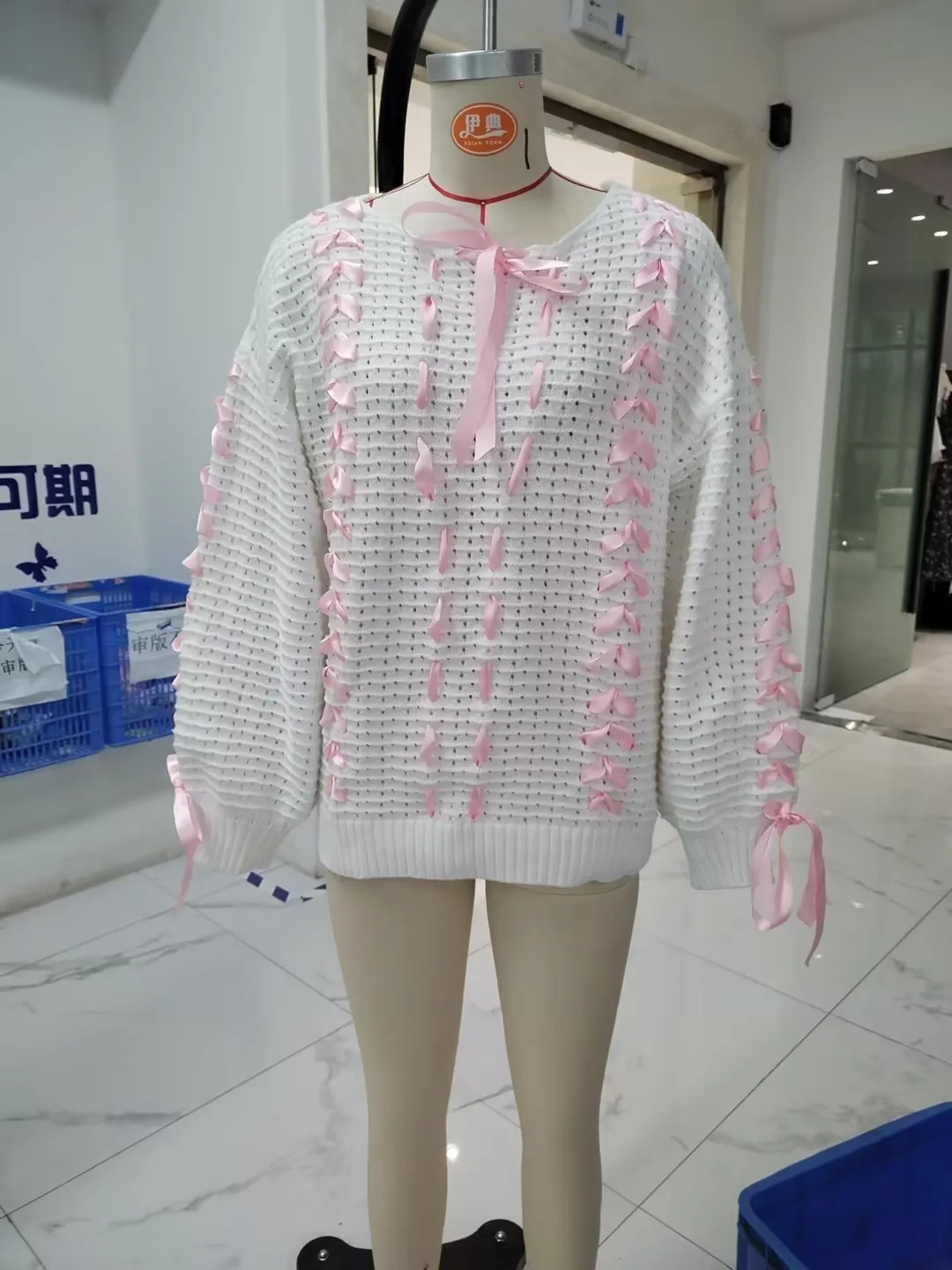 Womens Oversized Fit Crew Necklne Sweater Chunky Knit Pullover Sweater Contrasting Ribbons Bows Jumpers Aesthetic Streetwear 240715