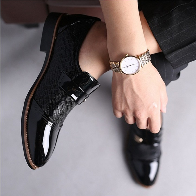 Plus 48 49 50 Men's Dress Shoes Leather Embossing Classic Fashion Luxury Men Shoes Non Slip Mans Footwear Anti-slip Black Shoes