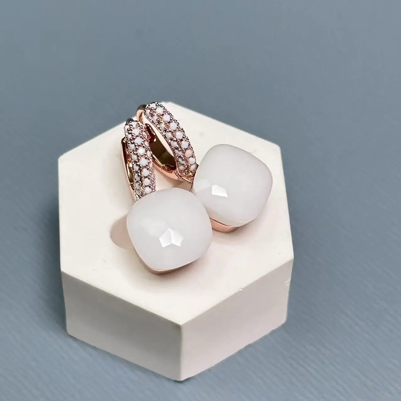 10.6mm Nudo earrings set with milk white zircon for womens amethyst pendant earrings candy square crystal earrings fashionable jewelry gifts 240710