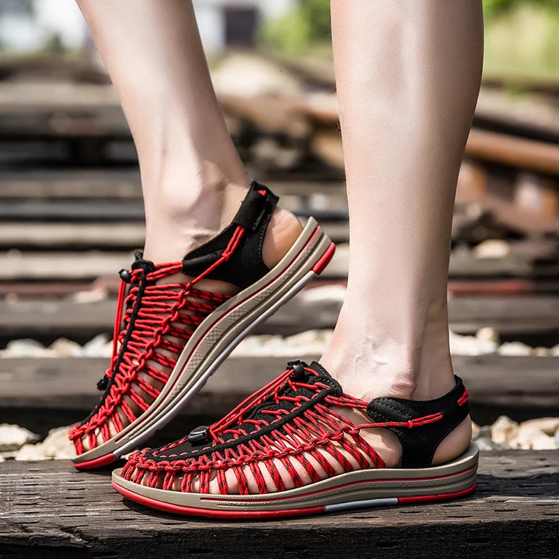 Mens shoes high-quality handmade woven shoes pull up outdoor sandals summer soft and non slip gladiator hiking beach platform sandals 240719