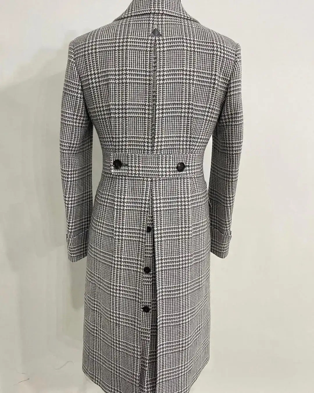 Daily Gray Men Suits Thick Wool Custom Made Double Breasted Tuxedos Peaked Lapel Blazer Back Vent Business High Quality Popular Cheap Price Long Coat 
